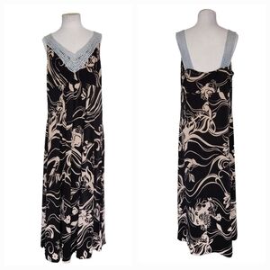 Soma  Floral Crochet V-neck Maxi Dress Size XL Black / Cream